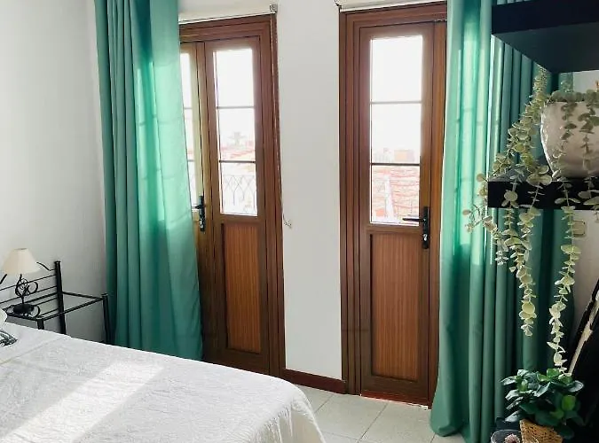 Island View Apartament *